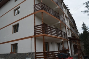 Apartament cu 6 camere, decomandat, de vanzare in Predeal, 