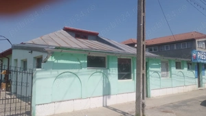 Casă și teren de vânzare în Slobozia Noua