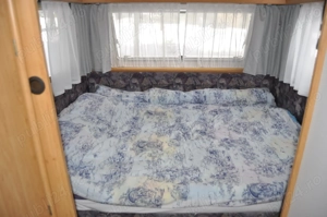 Rulota Knaus Sudwind 6704 - sistem fotovoltaic - imagine 5