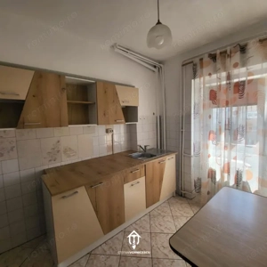 Apartament cu 2 camere decomandat | Str Garii  - imagine 8