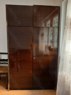 Șifonier cu 2 uși și dulap suprapus