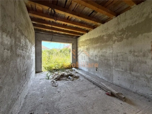 CASA  PLAN PARTER | DUBLU FRONT STRADAL | TEREN 1200 MP | STRADA DIMITRIE ANGHEL | ORADEA - imagine 10