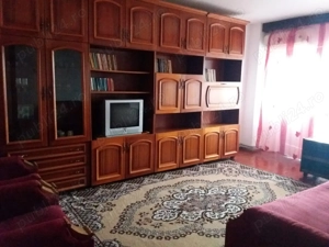 Ofer spre inchiriere apartament 3 camere