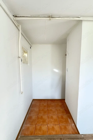 Garsoniera Sector 4 Piata Resita Confort 3  - imagine 4