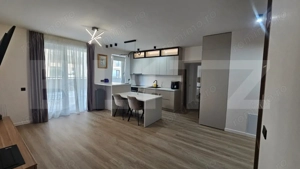 Exclusiv! Apartament 3 camere 75 mp + terasa 82 mp, 2 parcari, Vivo