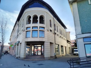 Spațiu 100 mp ultracentral, pozitie premium pregătit pentru afacerea ta – Dej
