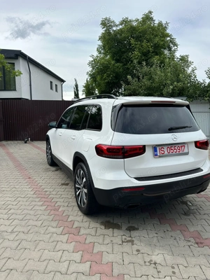 Mercedes-Benz GLB - imagine 9