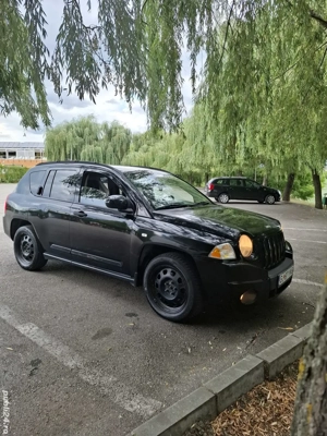 Jeep Compass 2.0 CRD 4 4 decuplabil (140 CP)  decembrie 2007
