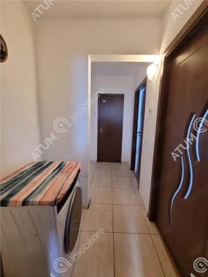 Apartament decomandat 3 camere si balcon zona Vasile Aaron din Sibiu - imagine 15