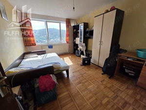 Vand 3 camere Decomandat la pret de 2 camere  Micro 1 Govandari  - imagine 3