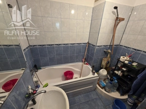 Vand 3 camere Decomandat la pret de 2 camere  Micro 1 Govandari  - imagine 7