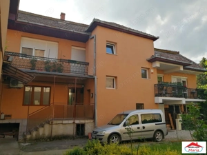 Casa cu spatii comerciale si locuinta zona centrala - imagine 5