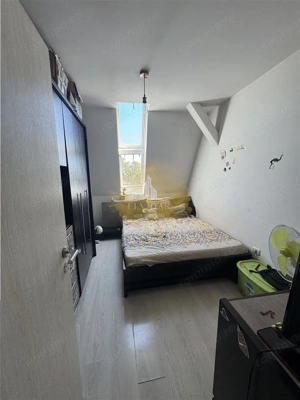 Apartament 4 camere - Torontal - Mansarda - imagine 8