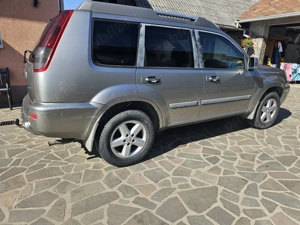 Nissan X-Trail 2.2 d 4x4 - imagine 3