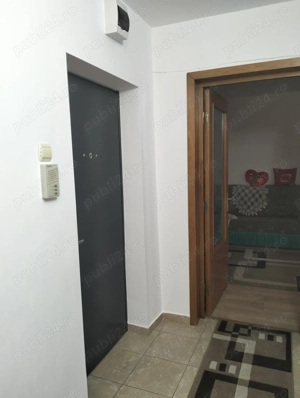 Vând apartament  la centru  - imagine 8
