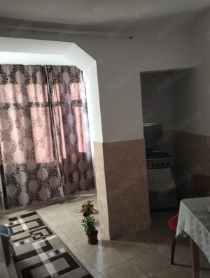 Vând apartament  la centru  - imagine 2