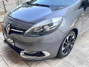 Renault - Scenic BOSE Edition  An 2014.07  1.6 diesel 130 cp - imagine 10 Renault - Scenic BOSE Edition  An 2014.07  1.6 diesel 130 cp - imagine 10