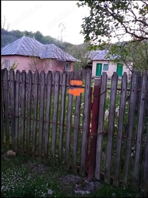 Casă cu teren 1000 mp   liniște și natură în Vâlcănești, Prahova