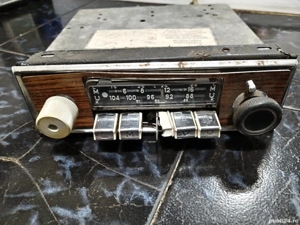 Radio auto Blaupunkt vechi 
