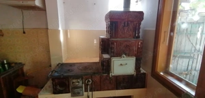 Sobă de teracotă cu plită și cuptor pentru gătit