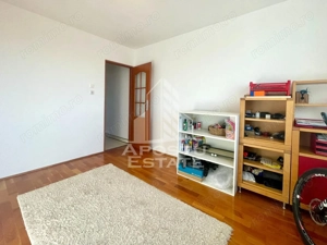 Apartament 4 camere, decomandat 2 bai, 2 balcoane, Central - imagine 9