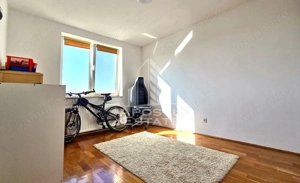 Apartament 4 camere, decomandat 2 bai, 2 balcoane, Central - imagine 8