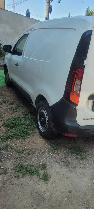 OFERTĂ- Renault Express blue 1,5 dCI, 95CP, 2023 - imagine 4 OFERTĂ- Renault Express blue 1,5 dCI, 95CP, 2023 - imagine 4