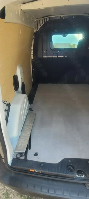 OFERTĂ- Renault Express blue 1,5 dCI, 95CP, 2023 - imagine 9 OFERTĂ- Renault Express blue 1,5 dCI, 95CP, 2023 - imagine 9