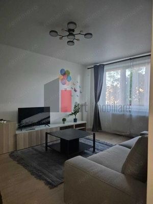 Inchiriez apartament 4 camere, complet renovat, - imagine 2