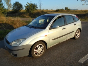Ford Focus. 2003 - imagine 2