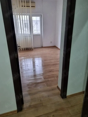Apartament 3 camere de inchiriat in Tei