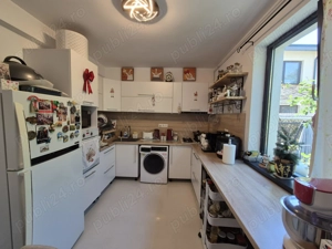 Casă modernă P+E+Mansardă în Complex privat   Chiajna, mobilată, renovată 2025 - imagine 6