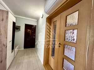 Apartament cu 3 camere, centrala proprie, zona Bucovina - imagine 6