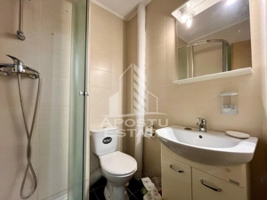 Apartament cu 3 camere, centrala proprie, zona Bucovina - imagine 9