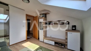 Apartament de vanzare 4 camere decomandat 74 mpu Valea Aurie Sibiu - imagine 4