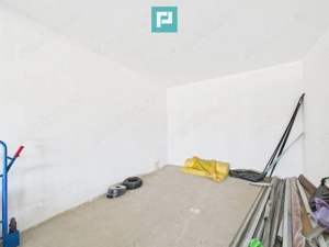 Casă P+E+M în zona Mehala pe arteră principală - imagine 11