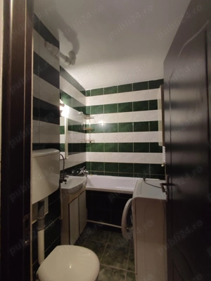 vand garsoniera pe Bd.-ul Independentei nr.24 - imagine 2