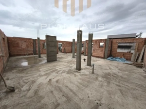 Casă pe parter la roșu zona Castel Transilvania, teren 3,5 ari – posibilitate de mansardare