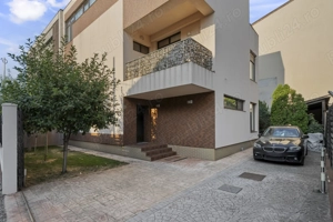 Vila 2 etaje - 7 camere Nicolae Grigorescu - Salajan, an 2011, mobilata si utilata