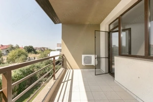 Vilă spațioasă și elegantă în Pipera – zona Porsche / Hotel Alexander - imagine 12