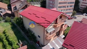 Casa de vânzare / 3 nivele / Piatra Neamț