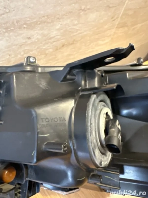 far dreapta toyota hilux  - imagine 4