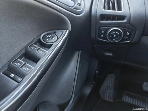 ford focus titanium - imagine 6