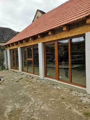 Vând casă la țară