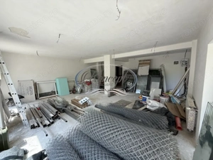 Spatiu comecial cu terasa in Borhanci  - imagine 3