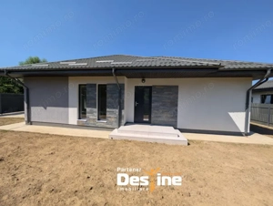 Casa individuala cu 3 camere P+pod aproape de transport si magazine, curte Visan - imagine 3