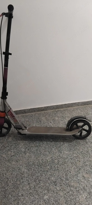 Vând  Trotineta 
