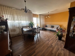 Apartament 3 camere, 82 mp, zona Cetate - imagine 6
