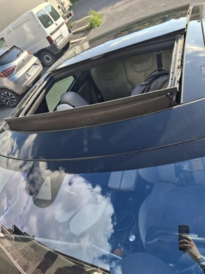 Tesla Model S - imagine 3