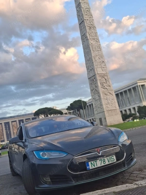 Tesla Model S - imagine 9